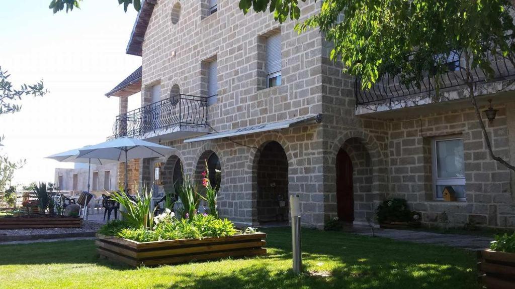 Hotel D Joao Miranda Do Douro Exterior photo